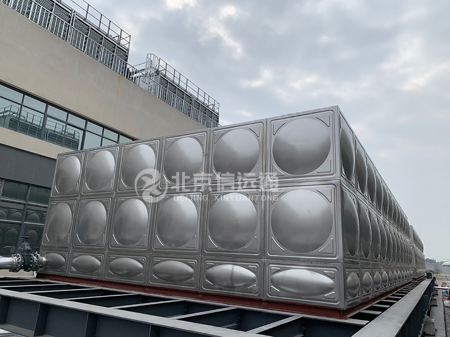 不锈钢水箱4东方244.jpg